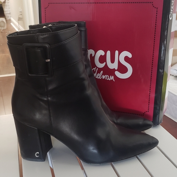 SOLD OFFLINE - Picture 2 of 4